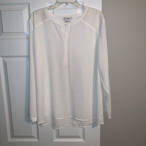 Van Heusen white blouse great condition size XL